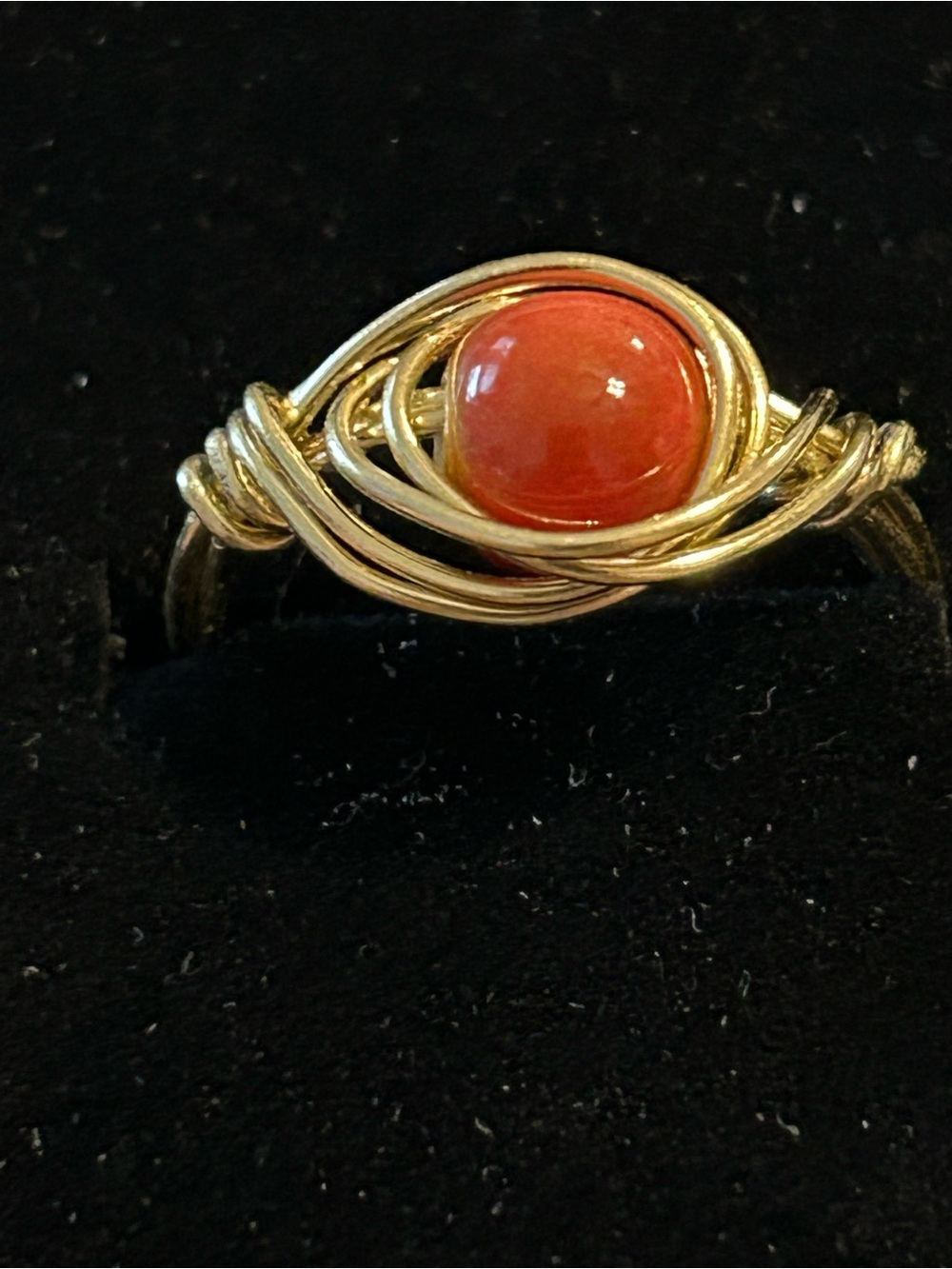 Gold  toned Wire Wrapped Ring with ceramic
Stone size 9.75